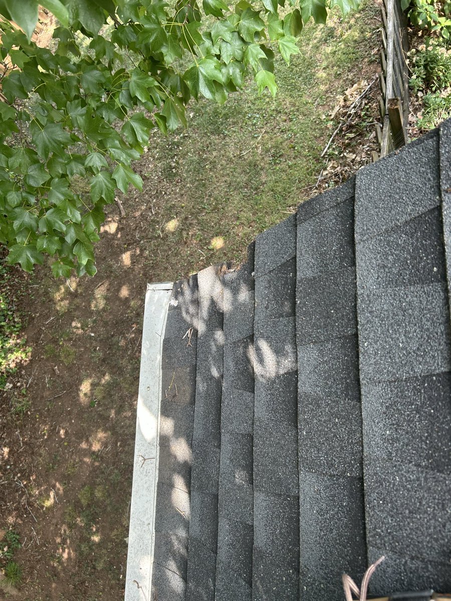 AOCGInc's tweet photo. The after result 😎 A fresh look, backed by trusted performance. ✨

Our Charlotte Re-Roof team recently completed this residential roof replacement using GAF Timberline HDZ® shingles in the new Midnight Mesa color, part of GAF’s Bold Definition® line. https://t.co/GWbrdmjZyJ