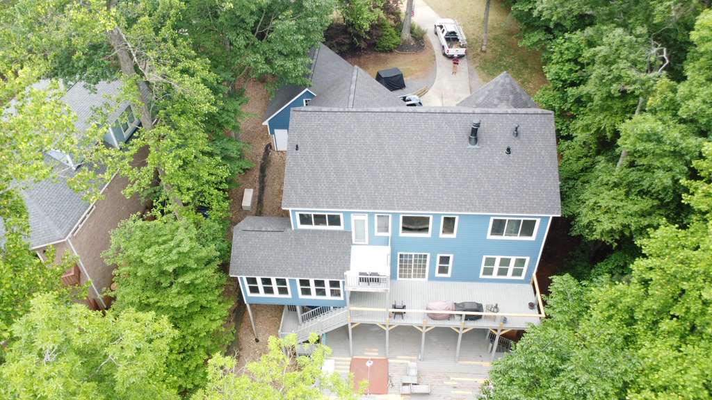 AOCGInc's tweet photo. The after result 😎 A fresh look, backed by trusted performance. ✨

Our Charlotte Re-Roof team recently completed this residential roof replacement using GAF Timberline HDZ® shingles in the new Midnight Mesa color, part of GAF’s Bold Definition® line. https://t.co/GWbrdmjZyJ