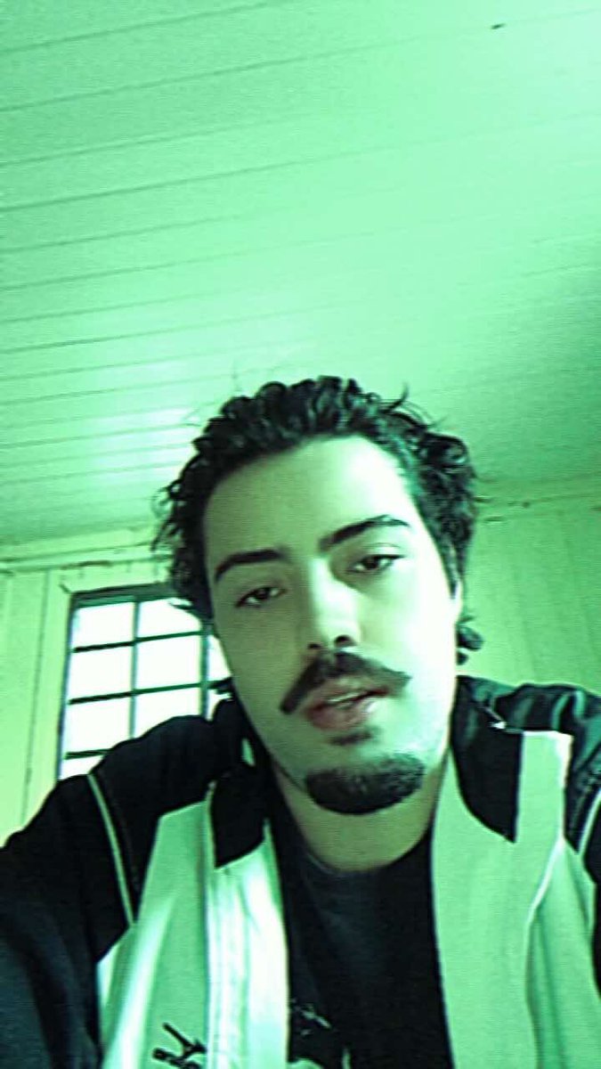 lucaxmp4's tweet photo. tô encantado com esse filtro https://t.co/WqUefpP6Dy