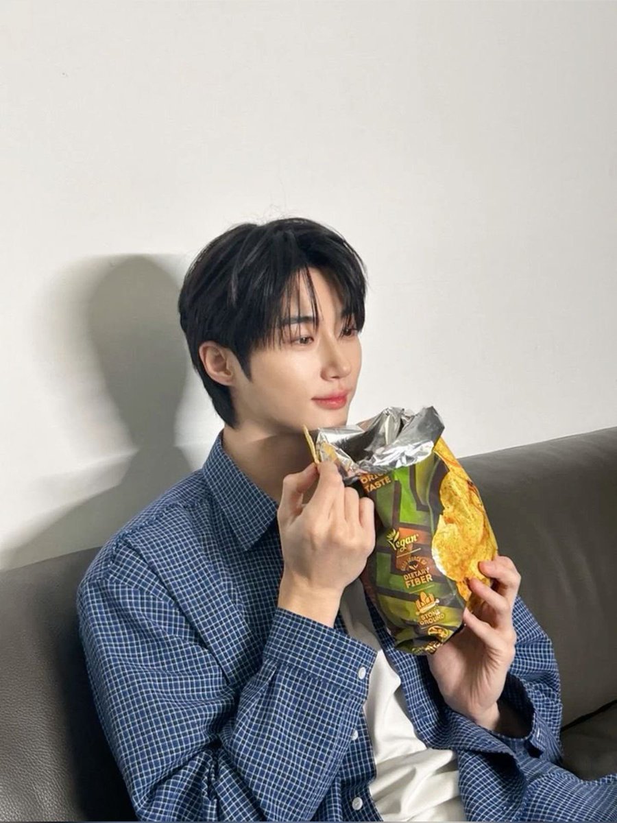 Wooseok tweet media