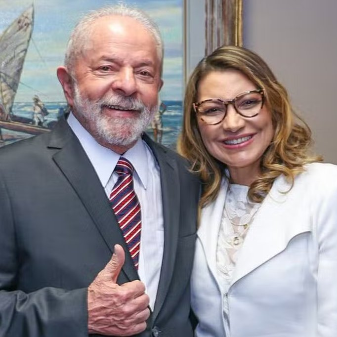 République 🇧🇷 tweet media