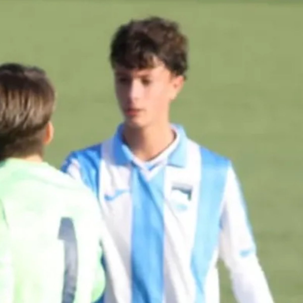 tommasocrisc's tweet photo. 🔜 #Juventus, dopo gli arrivi di Odifax #DiPede ed Eric #Vian il terzo rinforzo sarà l'esterno mancino Daniele #DOnofrio, classe 2012 in forza al #Pescara. https://t.co/jk3Io00kKk