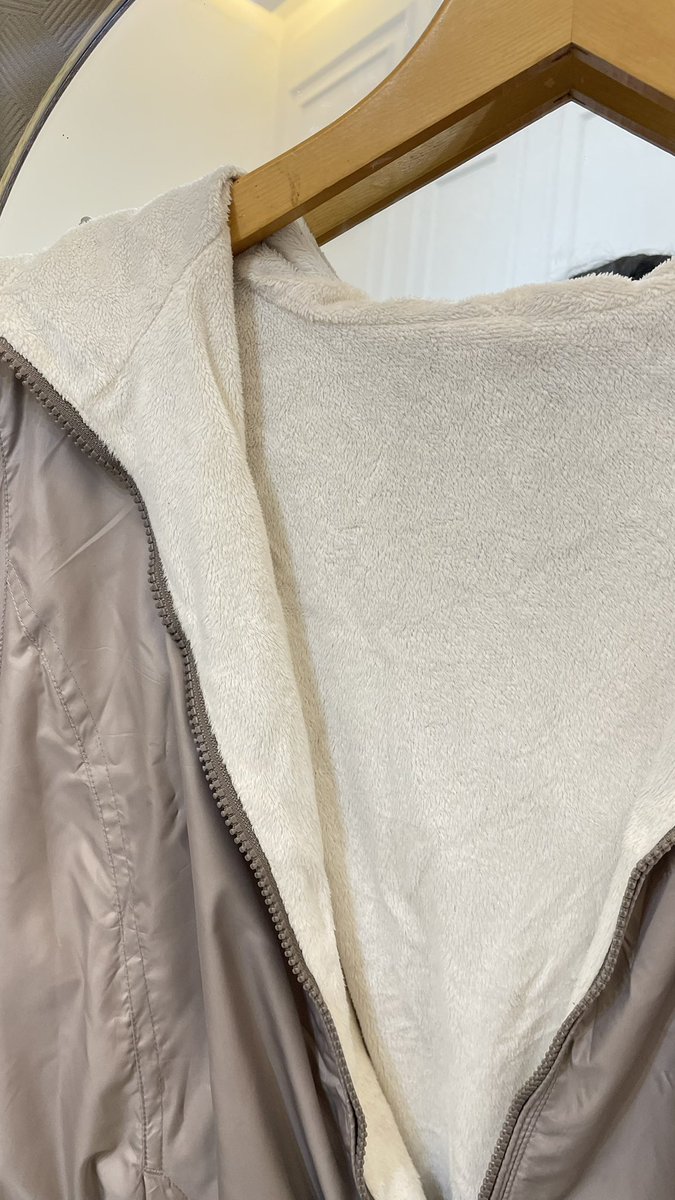 killuasodik's tweet photo. Jaket uniqlo 135k ajaa nii buat naik gunung ok size xl bisa oren yaa https://t.co/MAmMSMKHd7