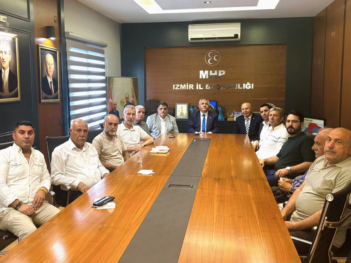 VeyselSahinMhp's tweet photo. Doğu ve Güneydoğu Federasyonu Başkanı İsmet Barlas ve federasyona bağlı dernek başkanları İl Başkanlığımızı ziyaret ettiler.

Nazik ziyaretlerinden ötürü kendilerine teşekkür ediyor, çalışmalarında başarılar diliyorum. https://t.co/nEhtITdFEI