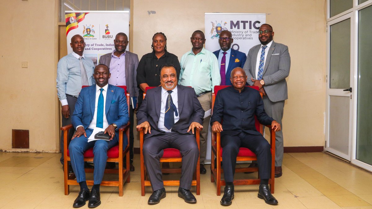 aramanz1's tweet photo. Today, the Minister of @mtic_uganda, Hon. @STanna444 together with the State Minister for Trade Hon. Gen. @wilson_mbadi held a meeting with the @UNCCI_UG in which the two ministers tasked the leadership of the chamber to be more transparent and accountable. https://t.co/BbT1mVEINq
