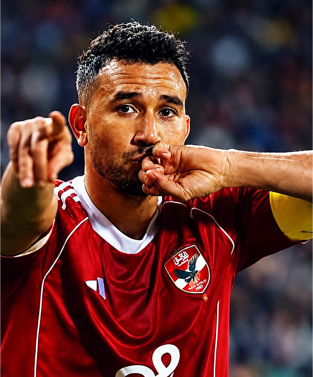 DMohamedJou22's tweet photo. شكرا تريزيجول ♥️⚽
شكرا تريزيجيه ♥️♥️🦅 https://t.co/4PyqcwQhJX