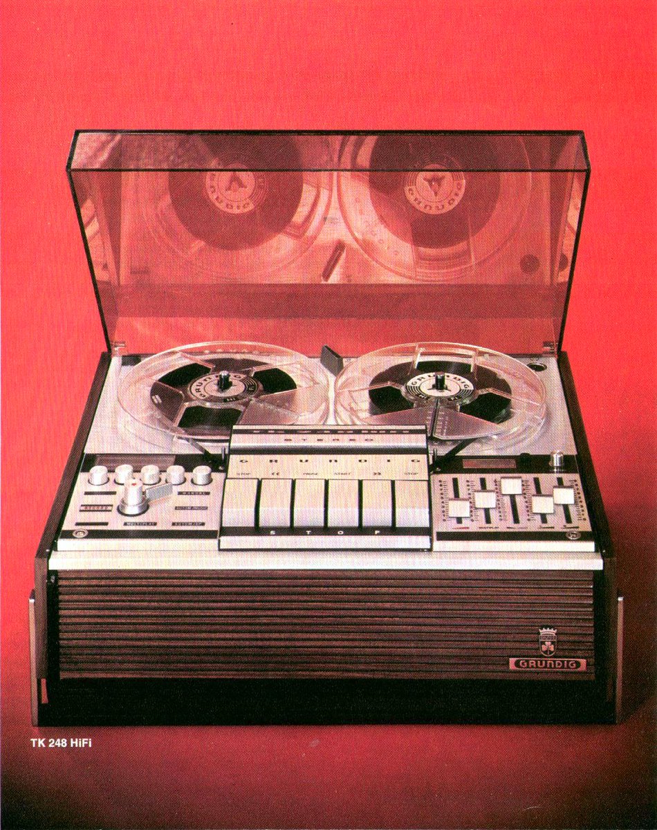 Pulp Librarian tweet media