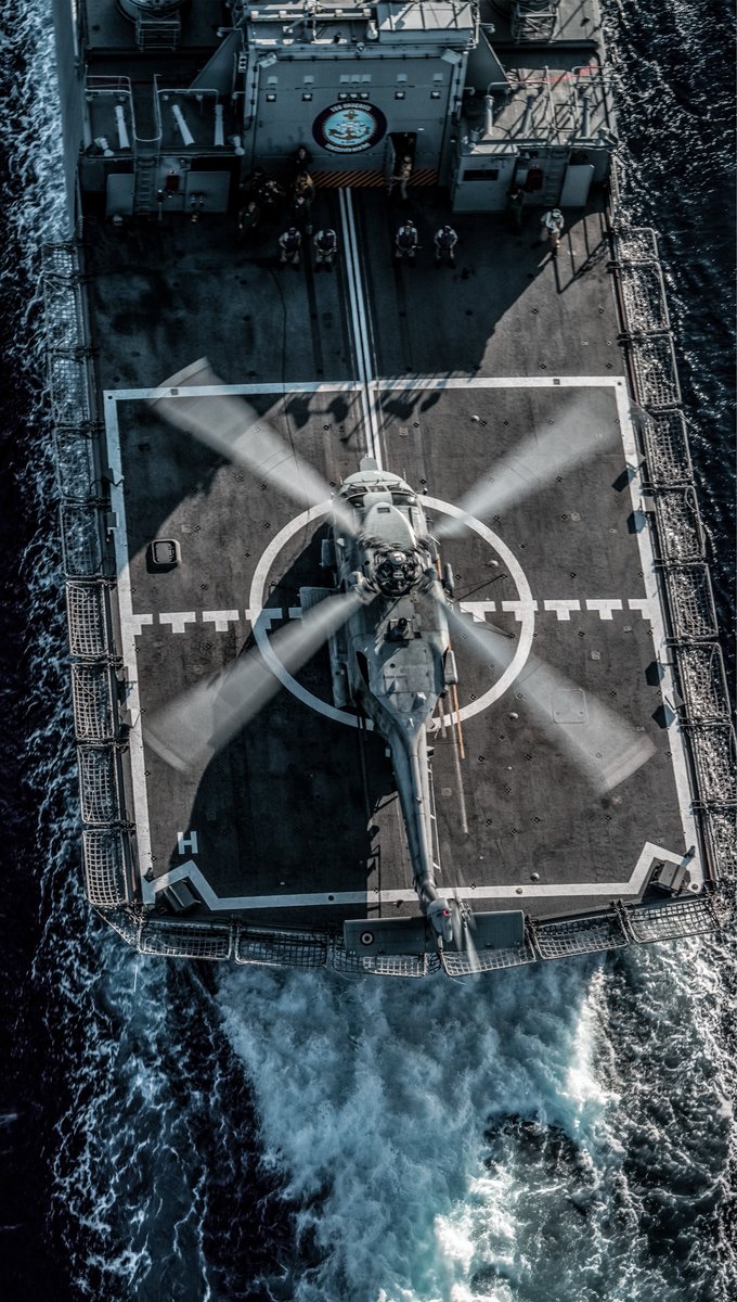YEGarchive's tweet photo. Denizlerin Hakimi.
TCG Oruçreis (F-245). https://t.co/PN0uNtcrIE