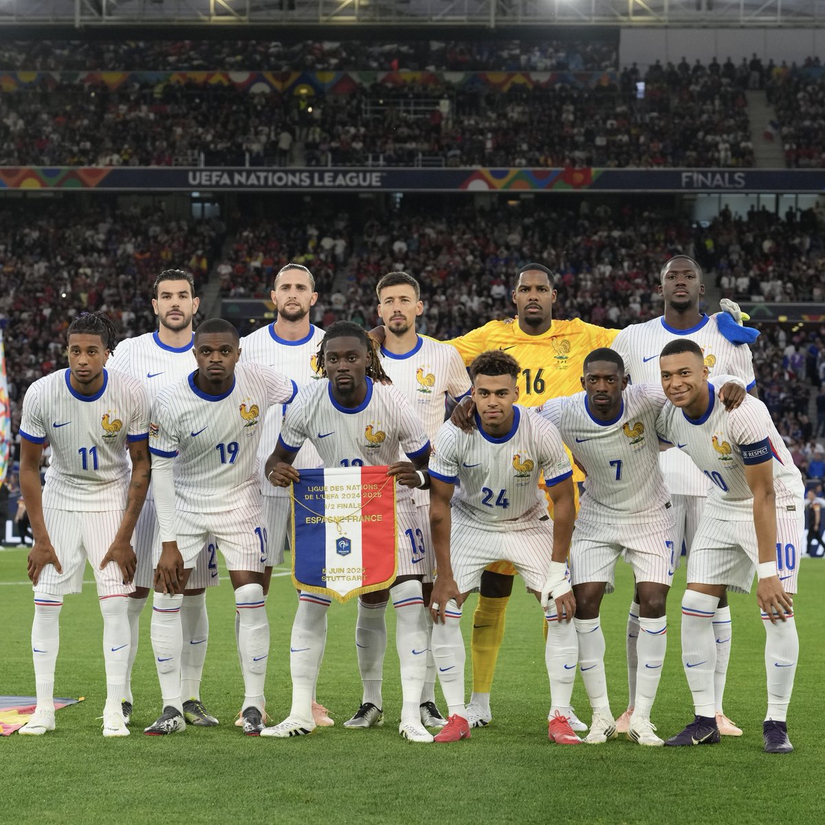 GFFN's tweet photo. 🇫🇷🇪🇸 How France lined up for their gung-ho 2025 UEFA Nations League semi-final 5-4 loss to Spain. Pierre Kalulu and Clément Lenglet, who badly struggled that night, are yet to play again for Les Bleus. https://t.co/Zc7UGwld9F