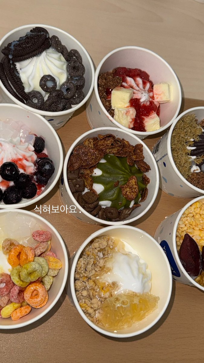 echeyeon's tweet photo. Ada yg mau? https://t.co/Vjj3z6r0GH