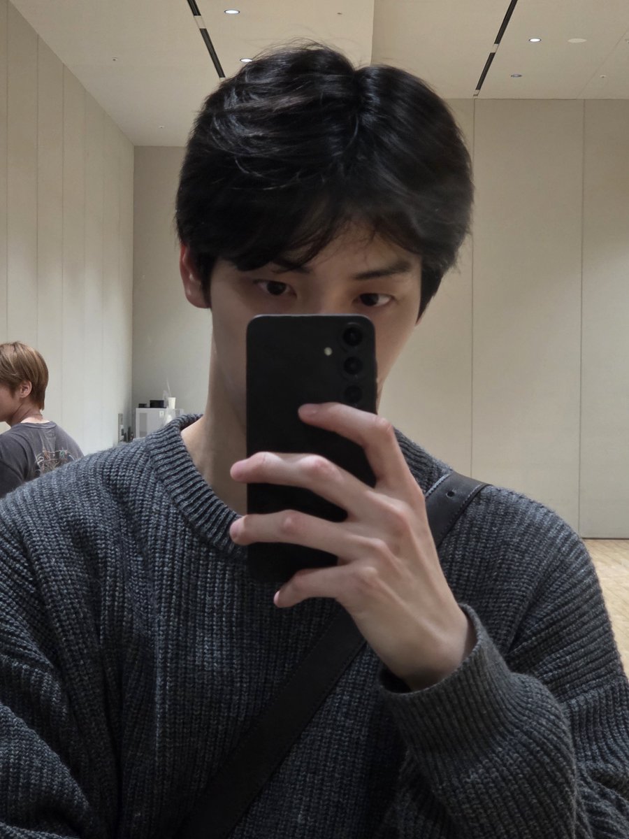 넛 tweet media