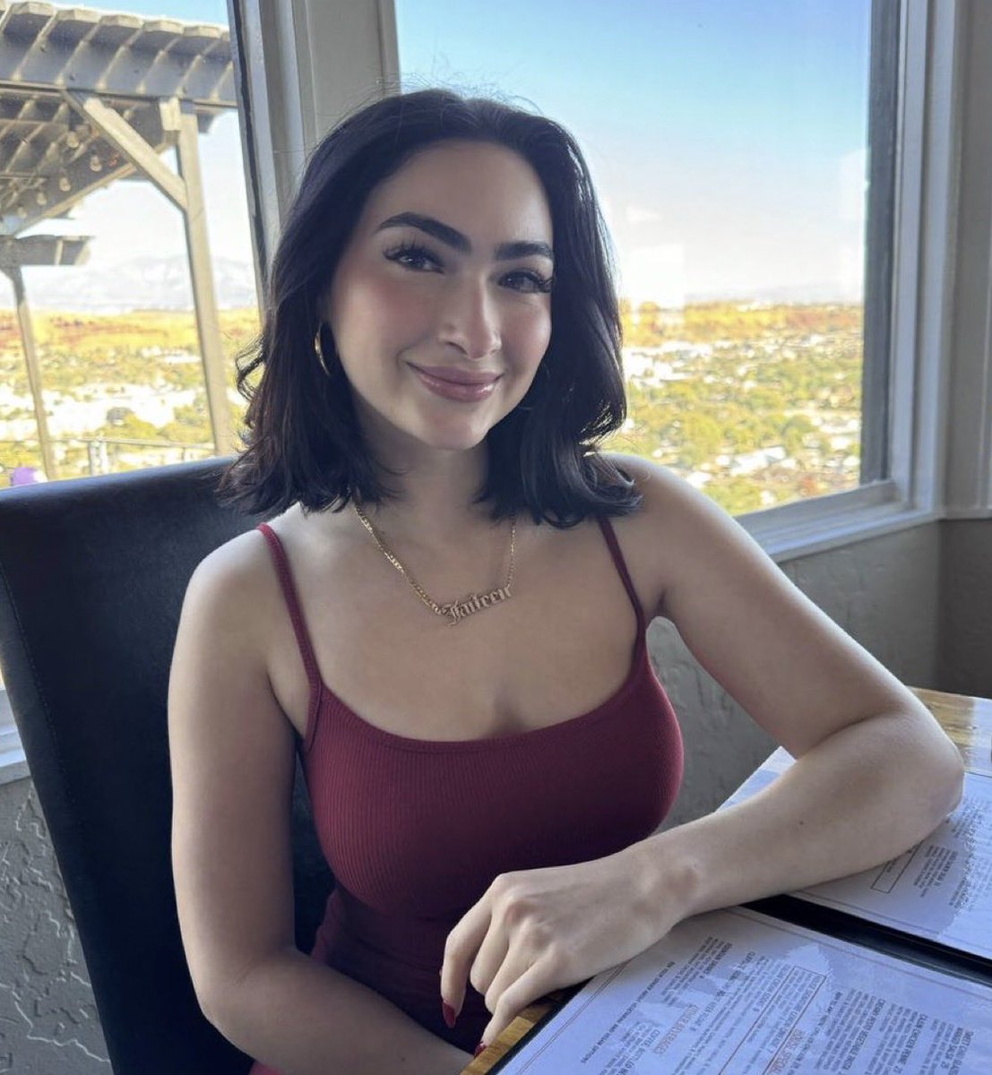 LauraDevante tweet picture