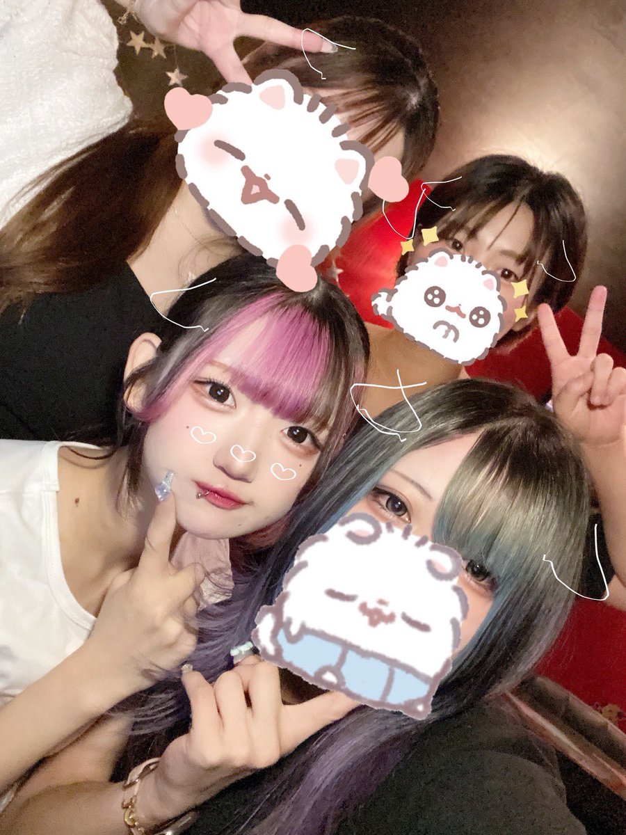 ViVi_simotaka's tweet photo. こんばんは🎶
やっと夏になってきましたね😿
ViViの涼しい店内でたくさん楽しみましょうーっ💁🏼‍♀️❤️‍🔥
お待ちしておりますっ♡ https://t.co/8CLFJX9K54