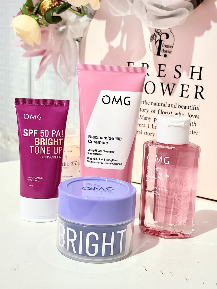 slaychiizu's tweet photo. Kakak kakak yang belum tau, ini namanya kulit cerah dan sehat tanpa bikin dompet nangis yaa💸🕊 

Cukup pake 4 basic skincare ini aja udah cukup bikin glowing tanpa takut over budget! https://t.co/yK7rFFbgHw