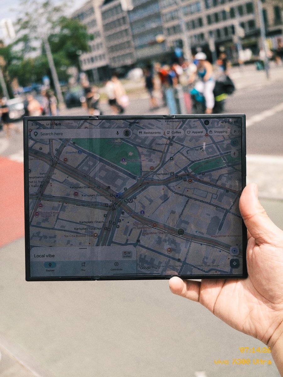 bencsin's tweet photo. The Samsung trifold so damn useful when traveling cause I can see giant map https://t.co/TXfKVXc5r4