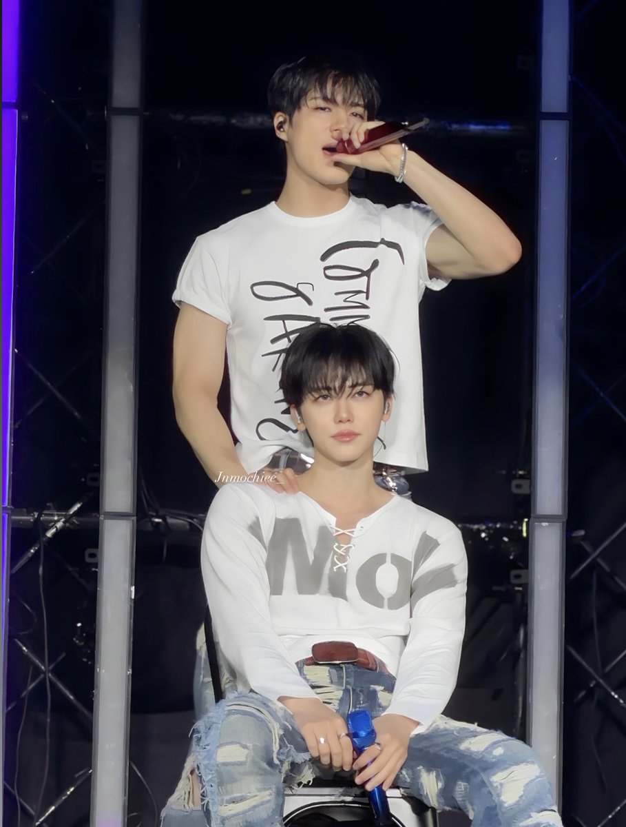 jnmochiee_'s tweet photo. damn..😖 https://t.co/1NsXEhq3Hn