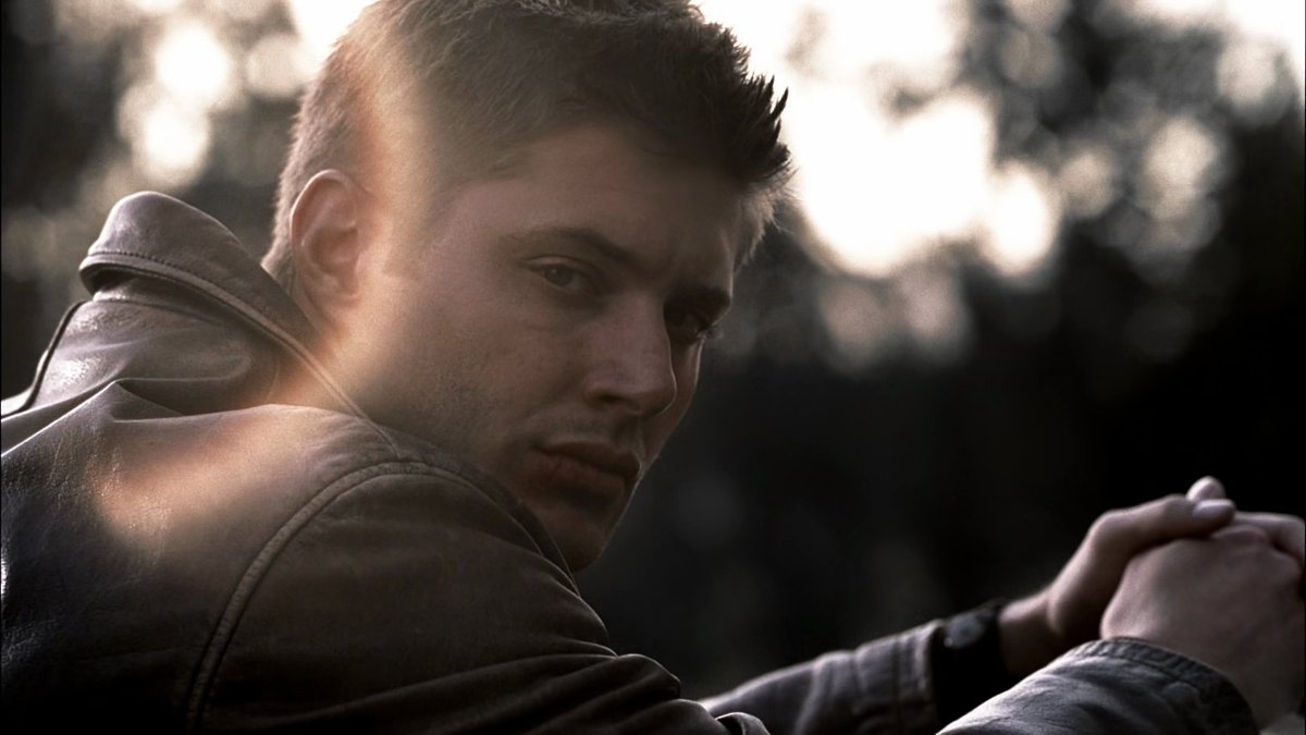 spn_aesthetic's tweet photo. Pov: you witnessed the finest accidental camera flare of all time. https://t.co/OscB873Z6I