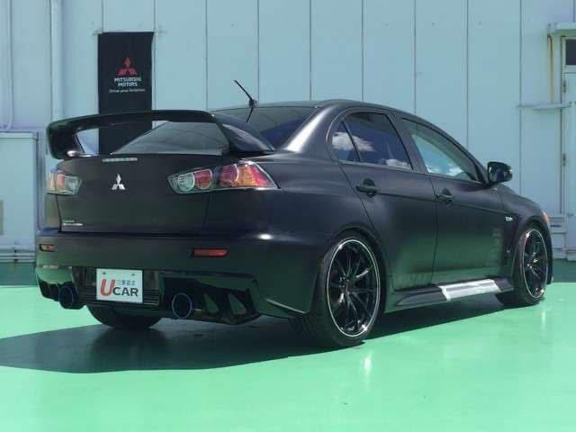 tkrataj1's tweet photo. Lancer Evolution X Final concept was exhibited at Tokyo auto salon 2015. Only 1 vehicle made by Mitsubishi for this exhibition. This Evo is tuned by HKS and generate 480hp. This rare Evo was sold by Mitsubishi dealer Okinawa in Japan. https://t.co/dO7nXGCWFO