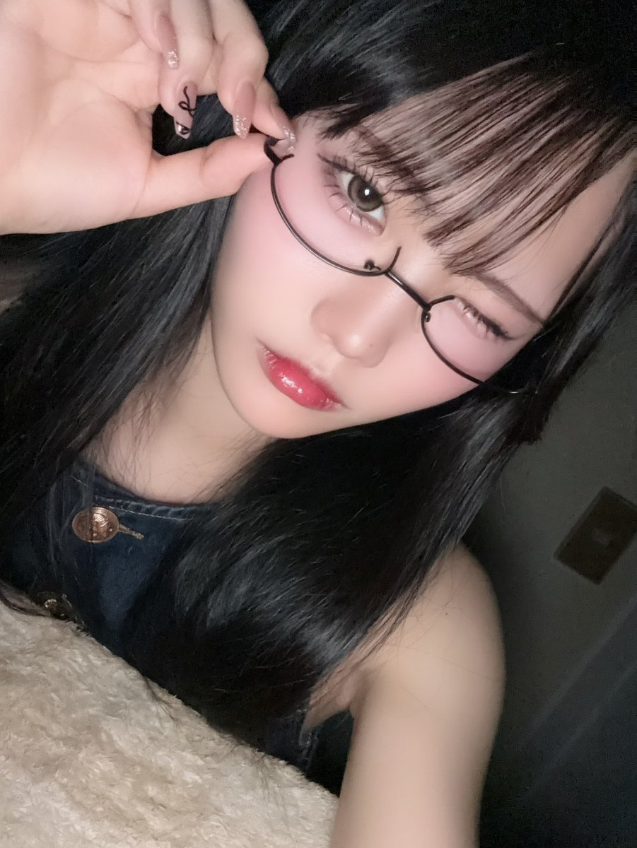 KEKM_chieri's tweet photo. 配信中もみんなのついーと監視しちゃうめんへらでごめんへら。 https://t.co/kHsFDFIfUF