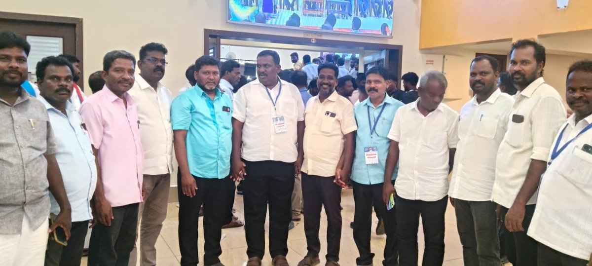 elangovanvck's tweet photo. 14.7.2026 தற்போது சிதம்பரத்தில் மண்டல செயற்குழு கூட்டத்தில் #tholthirumavalavanmp #Ravikumar #SinthanaiSelvan #VCKSOCIALMEDIA #vcklive 
#VCK_VISUAL_MEDIA https://t.co/0FZxs0e9DR