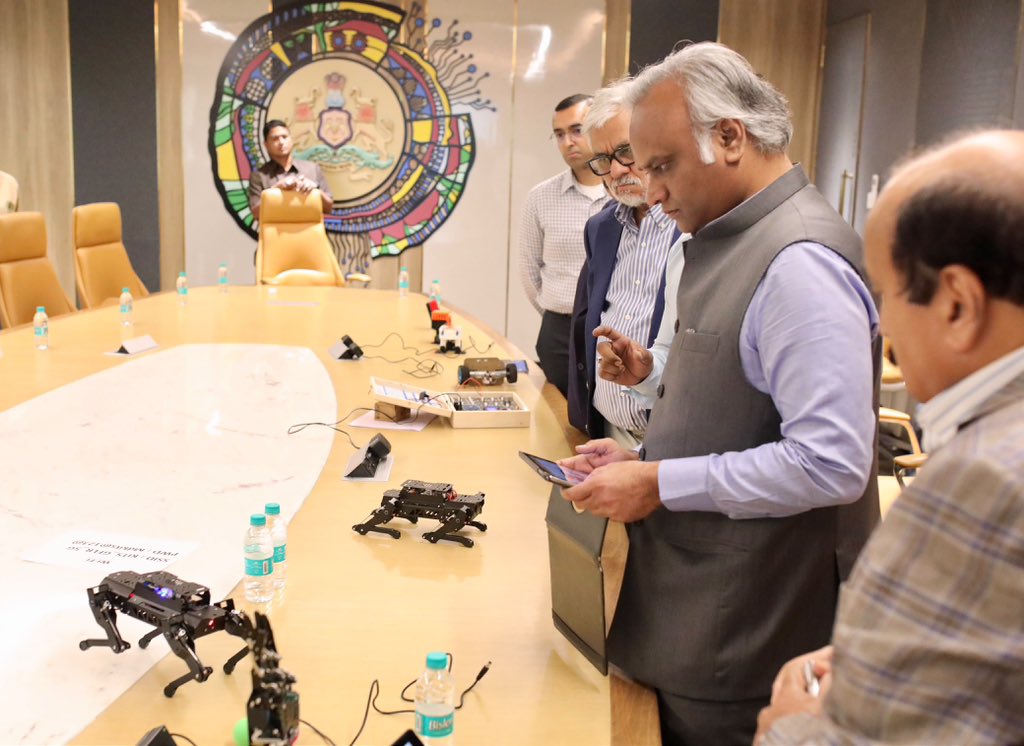 PriyankKharge's tweet photo. Met the leadership from Acer, the multinational hardware and electronics company, who demonstrated a range of classroom-ready technologies including IoT, robotics and coding solutions designed to introduce school students to emerging technologies through hands-on learning.

Their Acer Cloud Professor platform allows beginners to learn coding via smartphones or tablets using visual programming and cloud integration. We discussed exploring opportunities to pilot these solutions in Kalaburagi to strengthen technology-enabled STEM education in government schools.