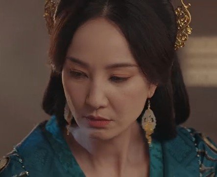 PriestessOfPen's tweet photo. #FantasyIndiesJuly day 1️⃣4️⃣
Lesson from WIP:
A woman who married father and son can never be #shamed into doing the #right thing 😁 https://t.co/RQhO7HVQoC
