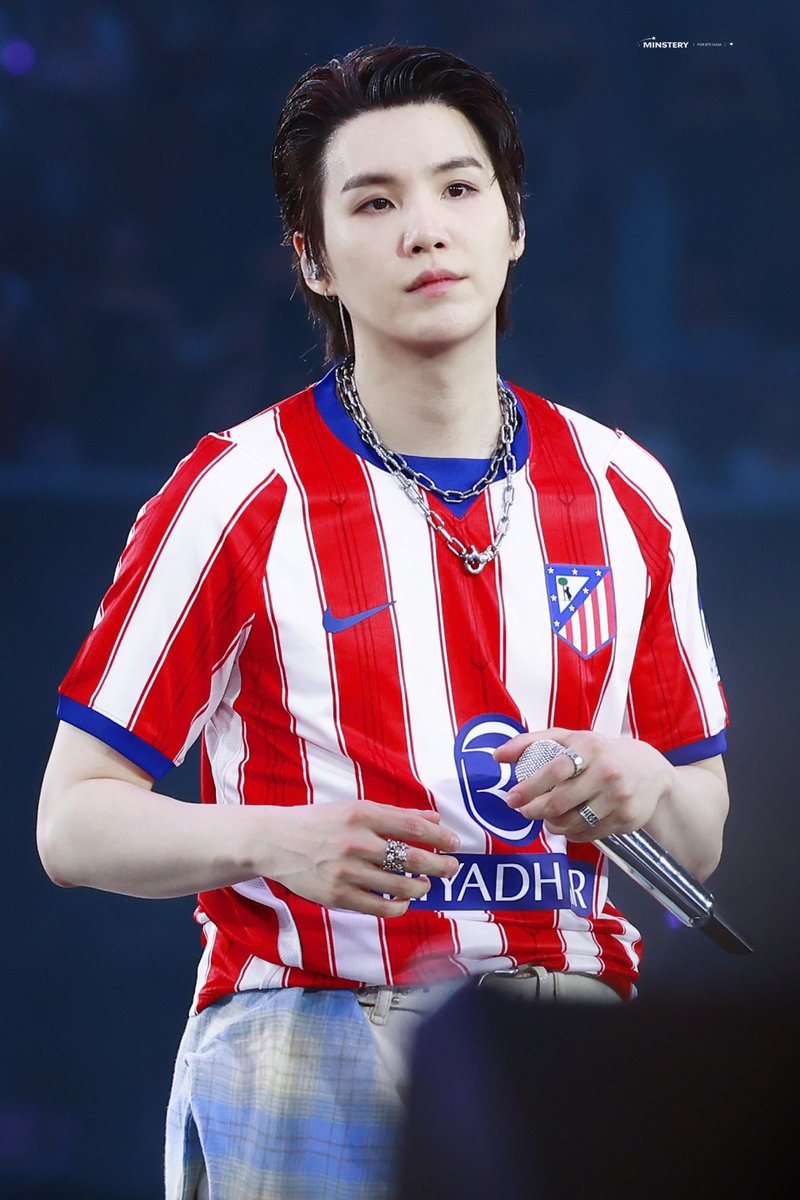 minstery_0309's tweet photo. 260627 Madrid 

🥺💓🥹

#BTS #SUGA #슈가 #민윤기 #방탄소년단
#YOONGI #MINYOONGI https://t.co/wjRC3OKsEh