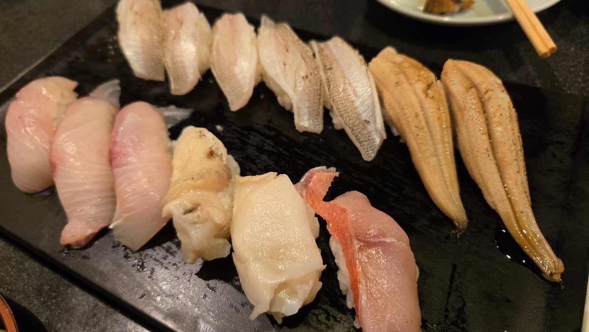buriring's tweet photo. 事務所の引っ越し祝いで連日飲み！
すしざんまい本店！ https://t.co/JWoIDisjbe