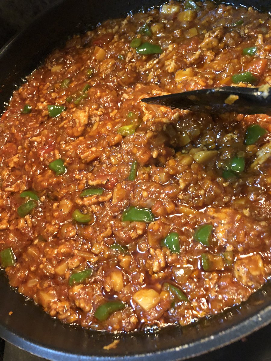 909_friend's tweet photo. 本番に向けて備蓄食作成🍛

体力すぐなくなるからね
困った時のキーマカレー

しっかり食べて乗り切らねば！ https://t.co/GpsERaN5Qp