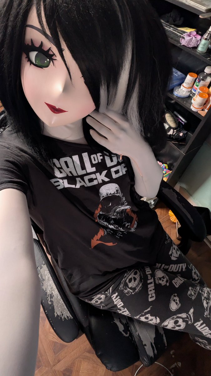 aba_baba_gar's tweet photo. There's a soldier in all of us 🔫

#kigurumi #kig #animegao https://t.co/tabOMmu67O