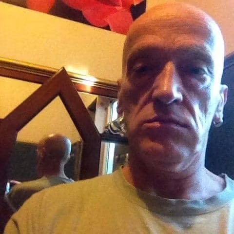 schitzoziris tweet picture