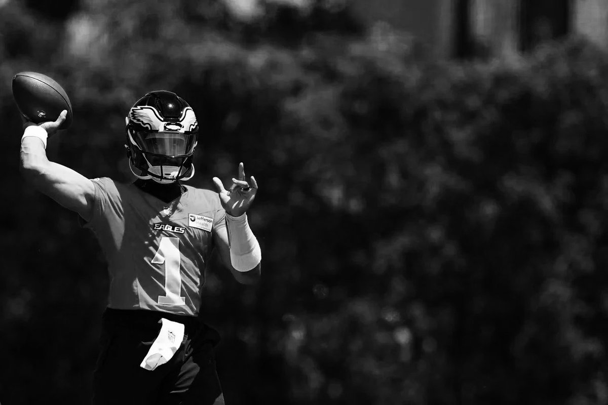 DillyPhilly215's tweet photo. The Ultimate W1nner✨🦅

#FlyEaglesFly https://t.co/t7eiWTIDRi