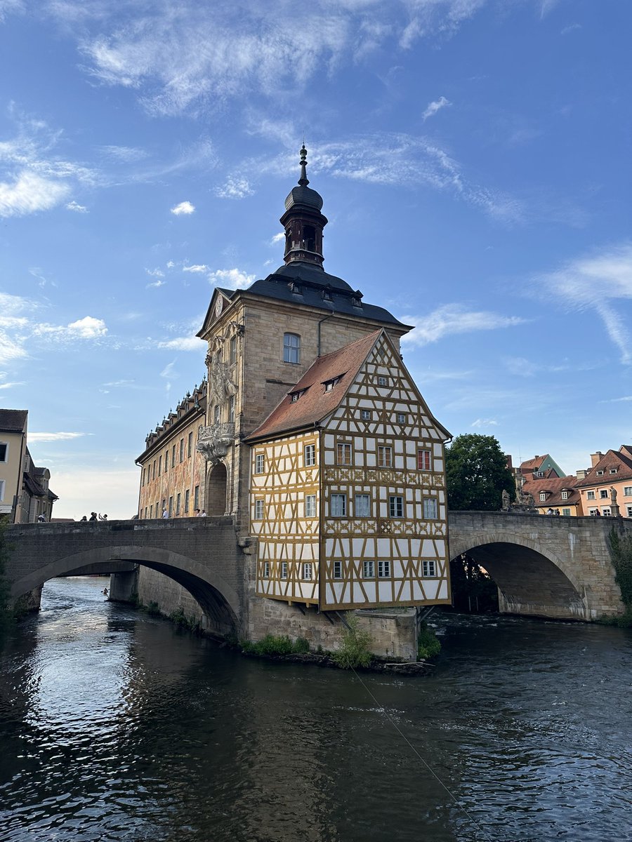 _winter_tae_'s tweet photo. Nach der kompletten Reizüberflutung in München, tat das namjooning in Bamberg soo unfassbar gut 🥹✨ https://t.co/7PbWDdiblP