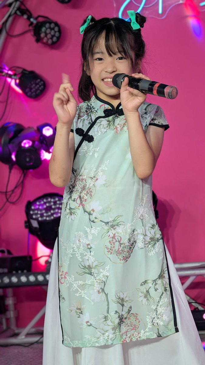 スケジュールさらに更新っ！ みんなに会えたらうれしいです♡ #あや