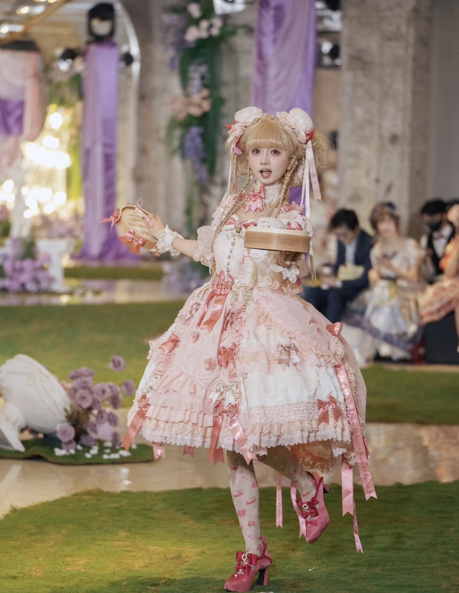 jojozgq's tweet photo. 🌹クラシカルドール 2026
永遠に花ひらくロココのお庭🕊️3 https://t.co/9dco8IMDs3