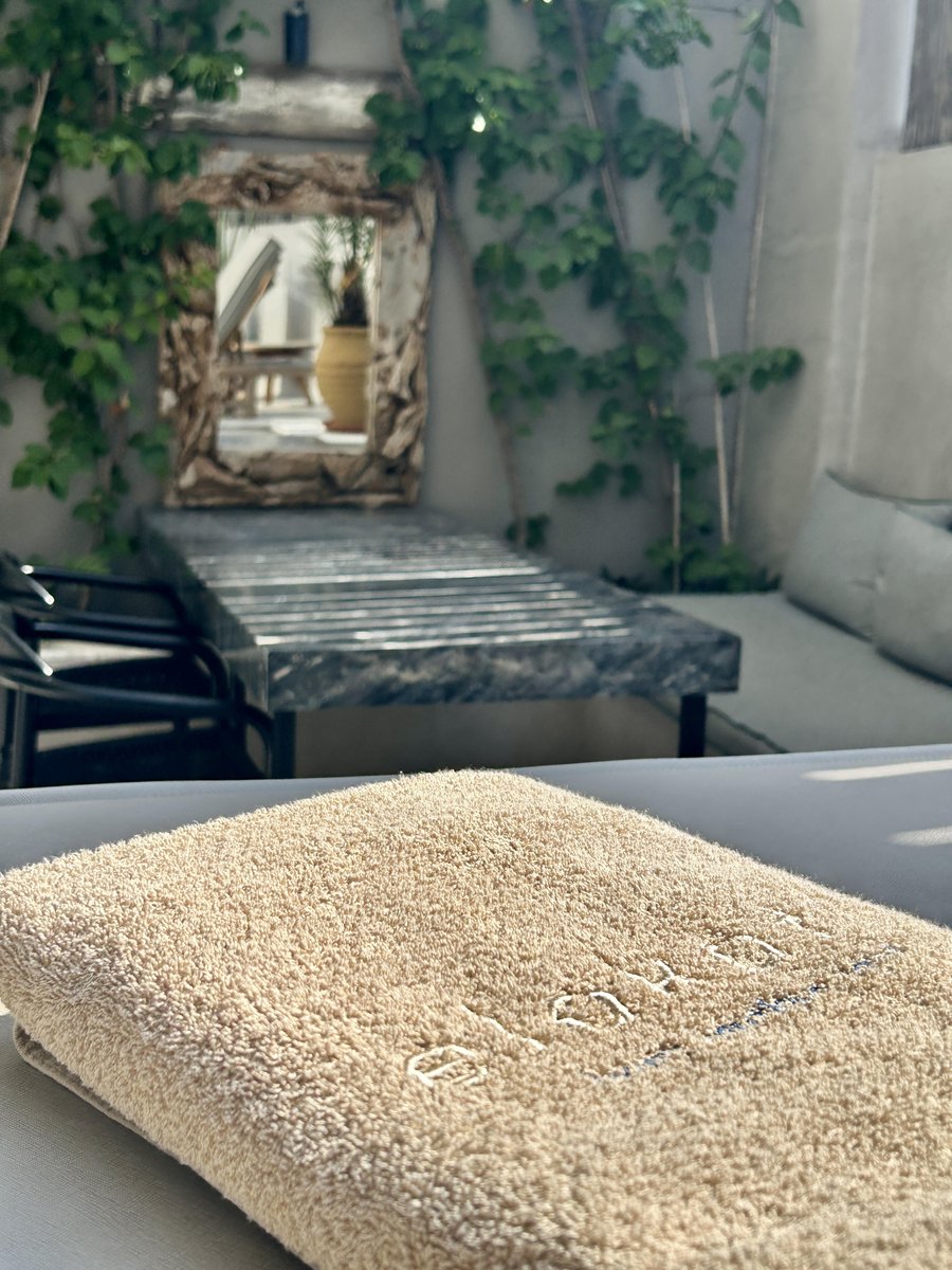Elakati_'s tweet photo. Your own little garden escape! The Iviskos Suite comes with a private outdoor terrace &amp; hot tub. Your personal sanctuary to unwind, breathe &amp; simply be.
Book now &amp; save up to 30% https://t.co/S9O0M5Ov4J
#Rhodes #Greece #Elakati #ElakatiExperience #BoutiqueHotels #AdultsOnlyHotel https://t.co/aXqpDuMhAe