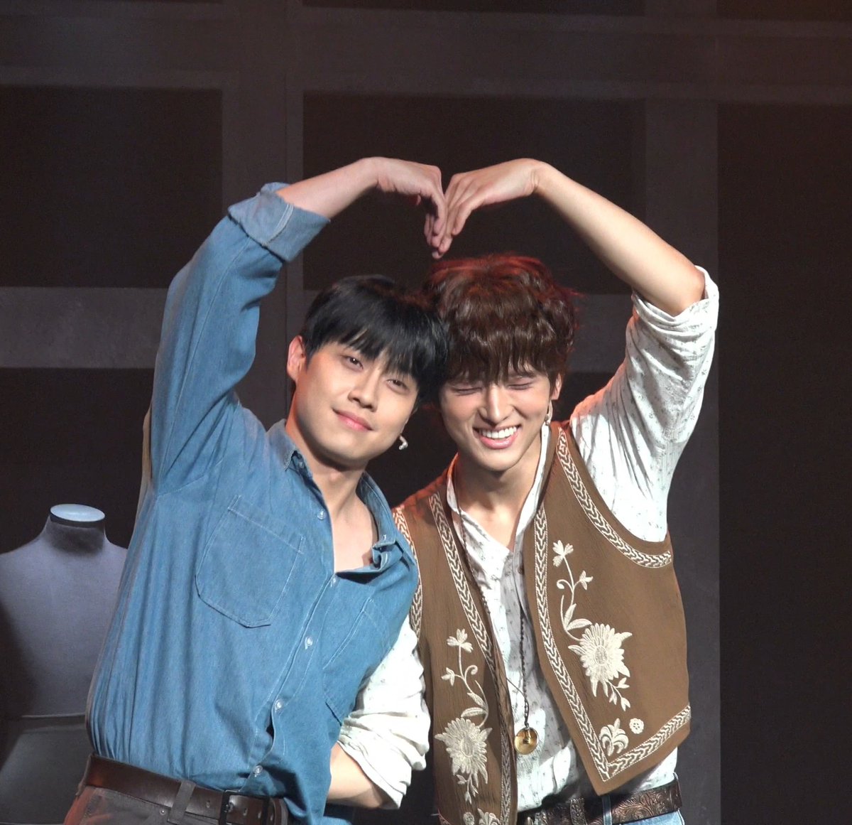 littlecat_here's tweet photo. 황당하고 귀엽구나 https://t.co/33MDHFqgSJ