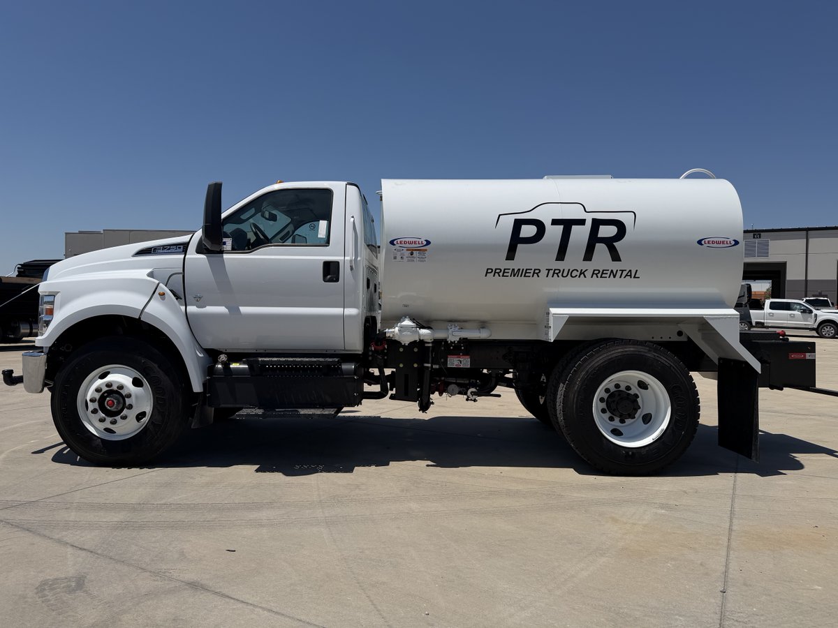 RentPremier's tweet photo. 2,000-gallon Water Trucks, ready to rent nationwide.
https://t.co/CX6hafW1ih
#soilcompaction #ledwell #dustcontrol #watertruck #watertrucks #watertanktruck #dustcontroltruck #spraytruck #rentptr https://t.co/n66PZGy0wo