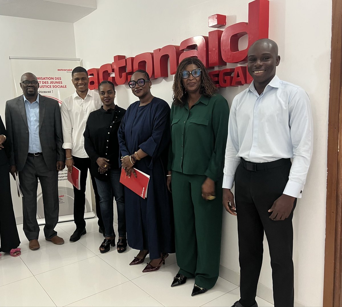 actionsolidint's tweet photo. Visite de collaboration entre l’ONG ASI et l’ONG ActionAid le 13 /07
L’ONG ASI s’est rendue dans les locaux de l’ONG ActionAid pour une visite de collaboration.
#ONGASI #ActionAid #Collaboration #Partenariat #DéveloppementDurable #Impact #Solidarité https://t.co/VPfDS519m4
