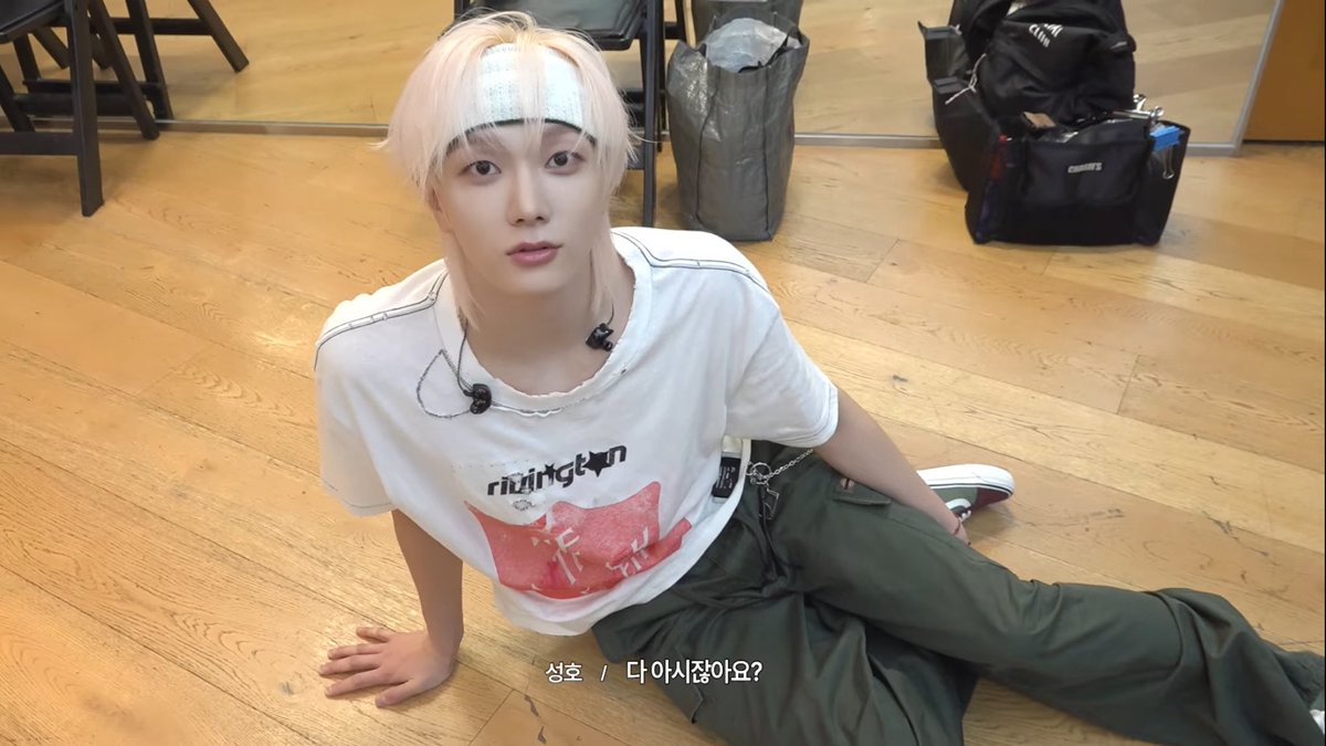 dulflsho's tweet photo. 인어느낌 https://t.co/o8ZCbxN8u1