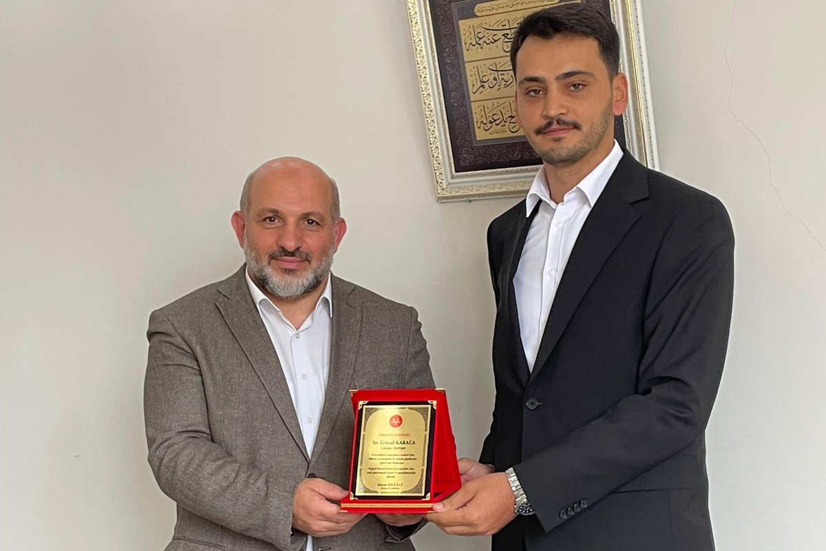 GiresunMuftuluk's tweet photo. Müftülere veda programı

➡️Görev yeri değişen müftüler için veda programı düzenlendi.
🔗https://t.co/OznLlGmdi7 https://t.co/csWXxB9klZ
