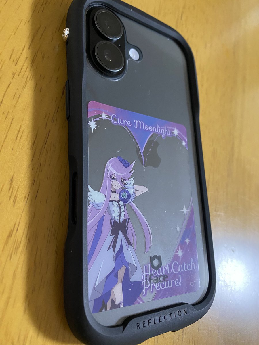 curease4's tweet photo. iPhone黒にしたら合うクリアカードが限られてしまう…
まずはキュアムーンライト入れてみた😁 https://t.co/zB92og5BnV