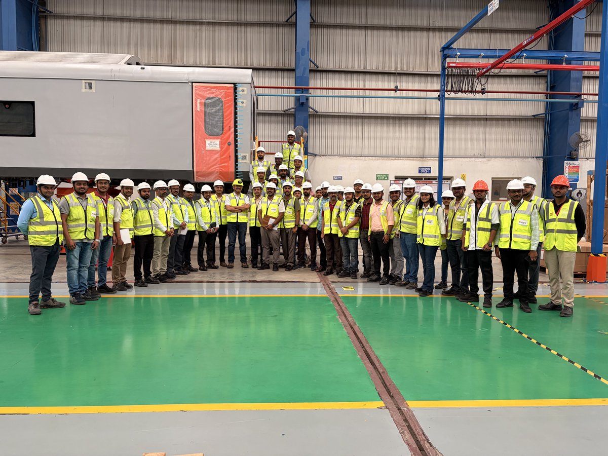 officialKinet's tweet photo. Honoured to host Mr. Atul Singh, Principal Executive Director, Railway Board, and senior officials from ICF Chennai at our MRCF Latur facility, showcasing our manufacturing capabilities, prototype progress, safety, and sustainability.
#icf #rvnl #mrcf #vandebharatsleepertrain https://t.co/Dgk6B06o2t