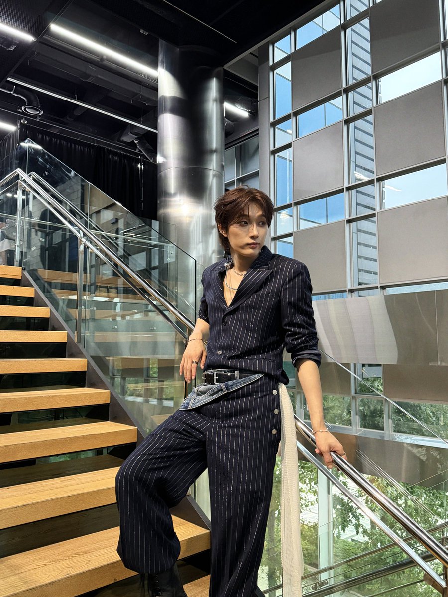 OmegaX_members's tweet photo. [#OX]

더쇼에서 남찍사 찰칵🔥

#OMEGA_X #오메가엑스
#재한 #JAEHAN https://t.co/F7outAJbR2