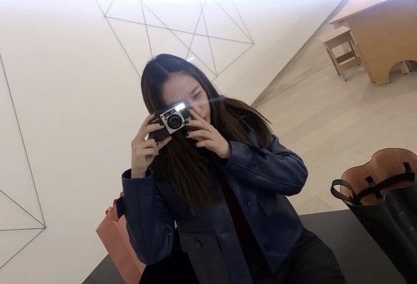Krystat's tweet photo. Say “cheese”. 📸 https://t.co/PCF64QgAk6