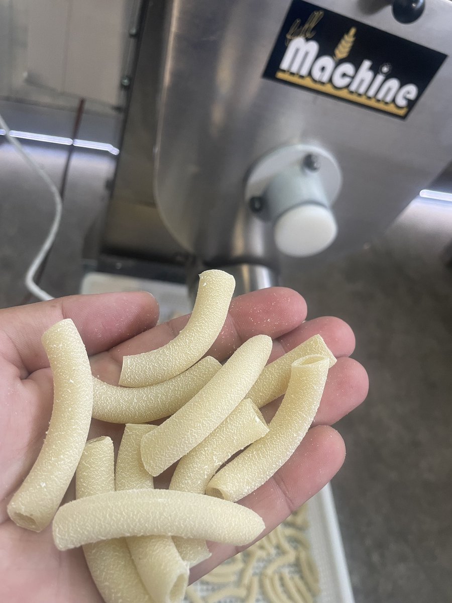 FrancescoVerdic's tweet photo. …oggi si consegna anche al Ns. carissimo #Giovanni del #Panificio Pane Nostro di #Noicattaro - #Bari ❤️
By #FullMachineSrl - #SempreOperativi 💪 https://t.co/GRlHdLD9fy