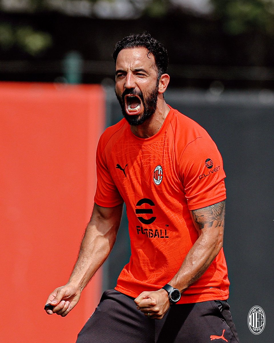 acmilan's tweet photo. Hard work and… smiles 😁🔥 https://t.co/gtqLh5f0F4
