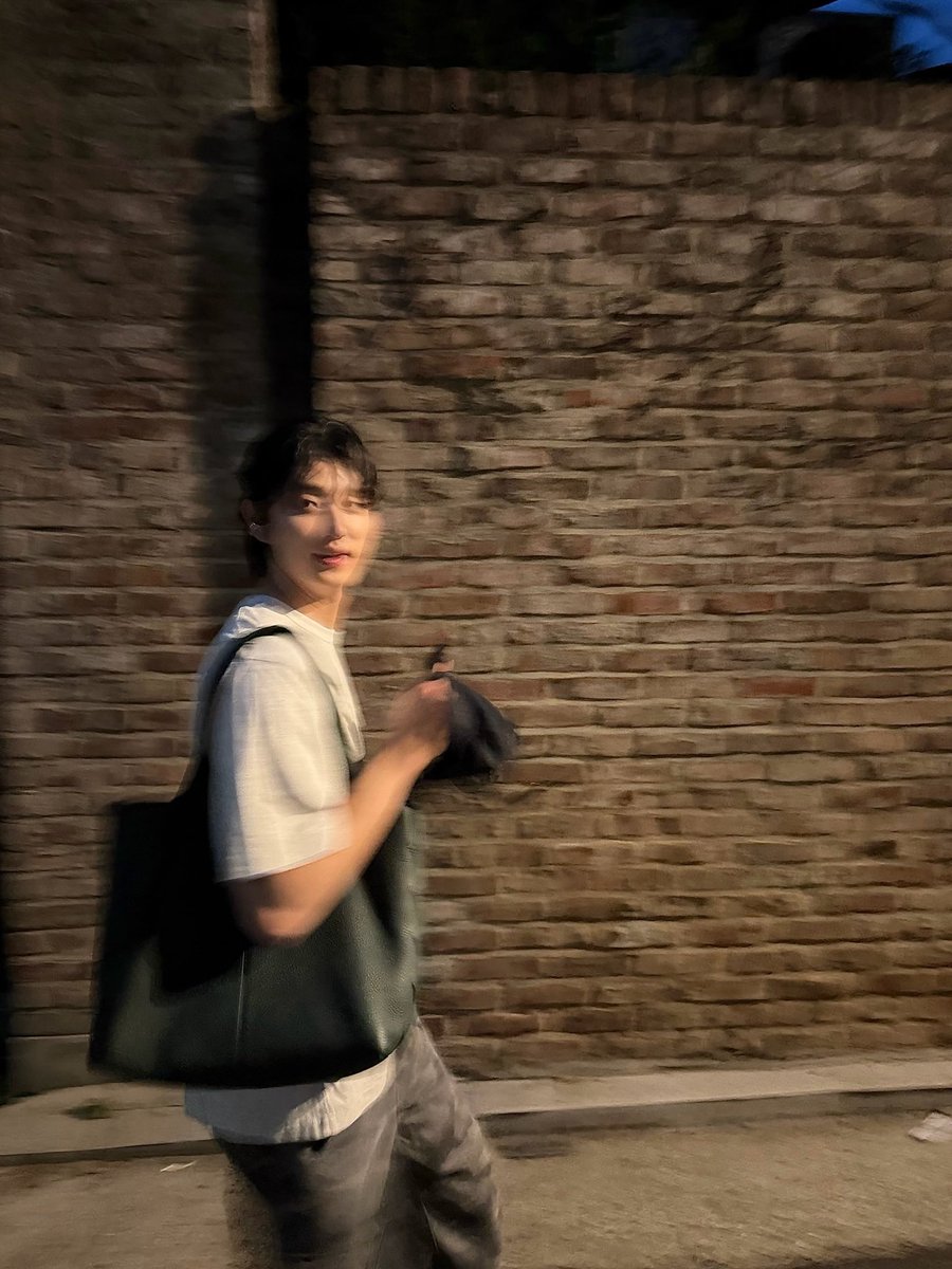 rIawodnjs's tweet photo. @ rlawodnjs_ 인스타 업로드 #김재원 https://t.co/JRuYHylq9N