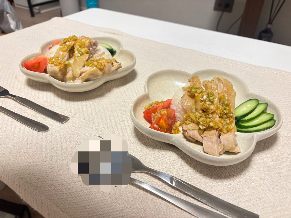 chamcha_12's tweet photo. そういやこの前ご飯待ってたらカオマンガイ出てきてビビった笑笑
まじで美味しかった💘
私が胃袋掴まれてる🤔☁️ https://t.co/dnthkFVhZg