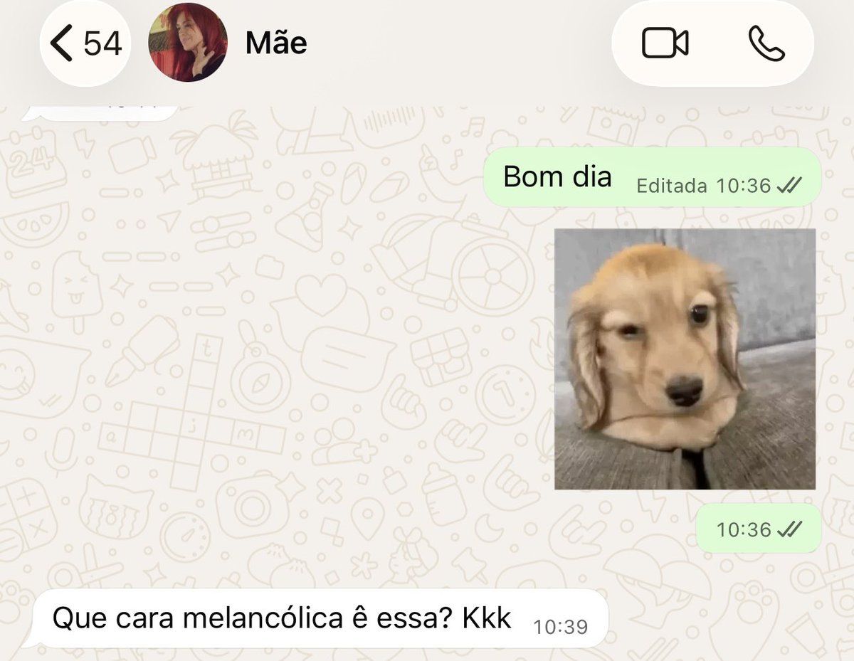 marcelowie's tweet photo. passo mal que minha mãe sempre leva minhas figurinhas a sério demais https://t.co/jhqG39SDq0